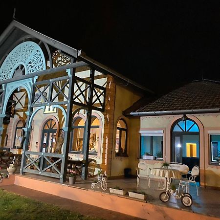 Vila Regina Palić Exteriör bild